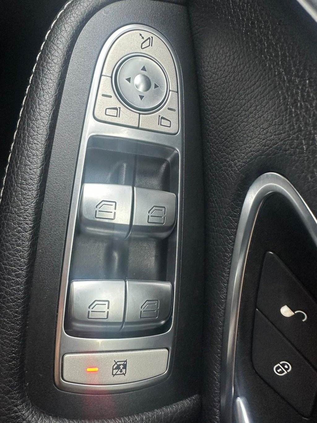 Used Mercedes-Benz C Class 2016 for sale - 76867727: Photo 25