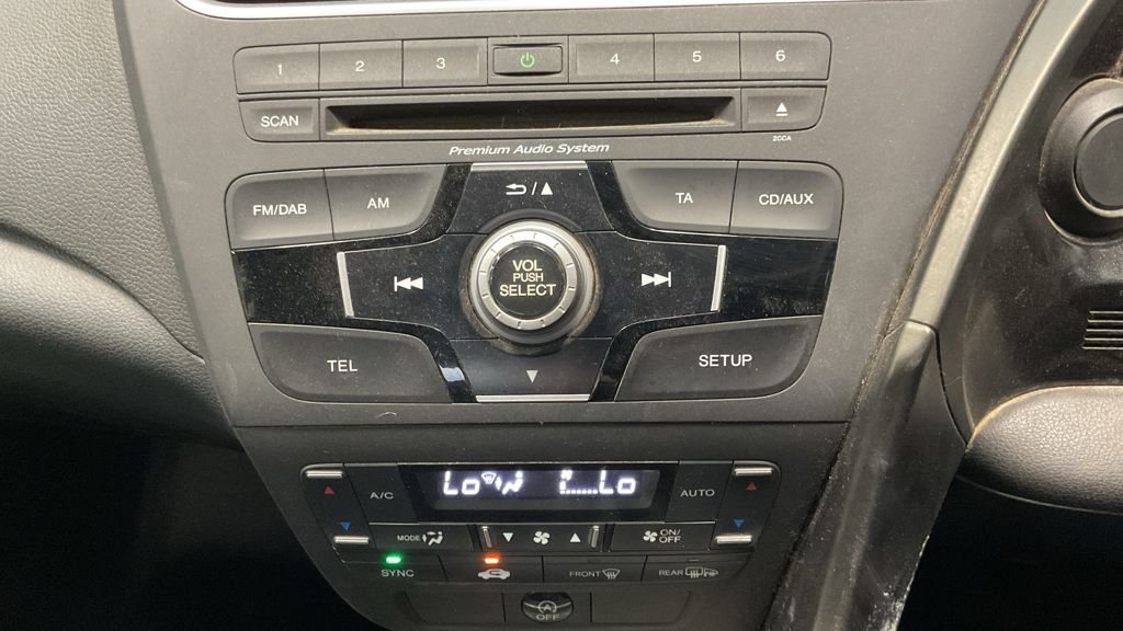 Used Honda Civic 2014 for sale - 76291895: Photo 9