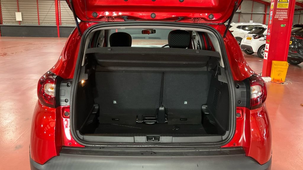 Used Renault Captur 2017 for sale - 76430266: Photo 10