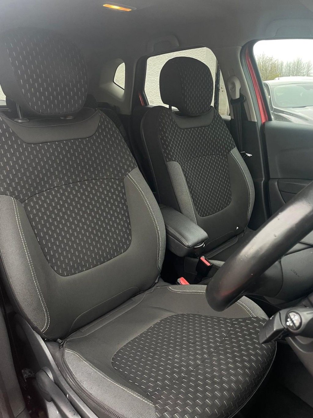 Used Renault Captur 2017 for sale - 76430266: Photo 12