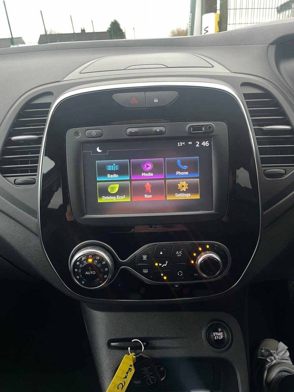 Used Renault Captur 2017 for sale - 76430266: Photo 20