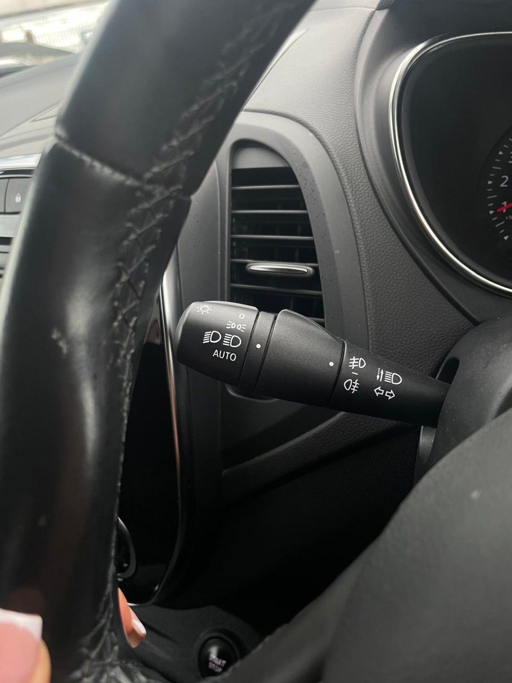 Used Renault Captur 2017 for sale - 76430266: Photo 21