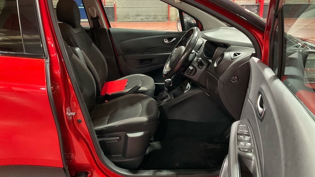 Used Renault Captur 2017 for sale - 76430266: Photo 8