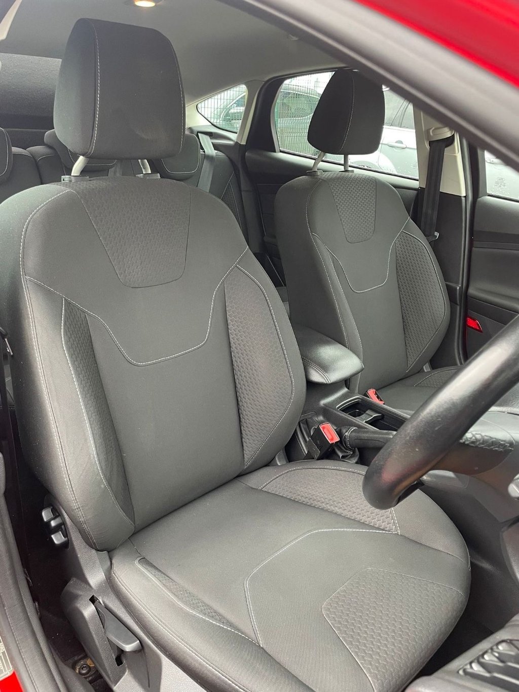 Used Ford Focus 2015 for sale - 76783574: Photo 21