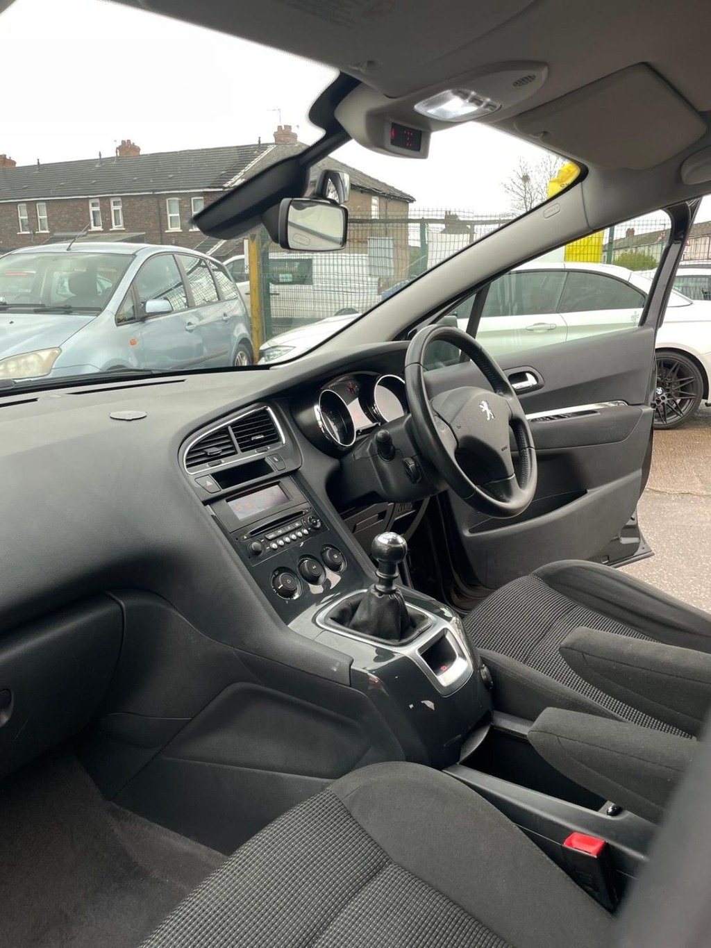 Used Peugeot 5008 2013 for sale - 77976263: Photo 13