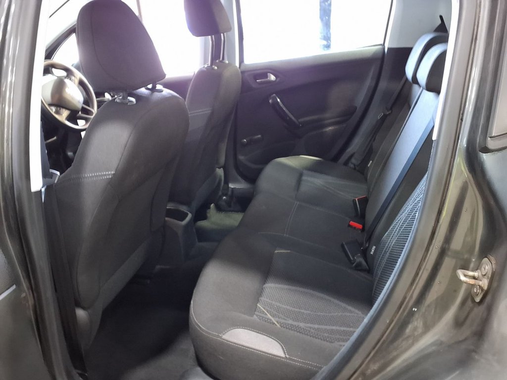Used Peugeot 208 2014 for sale - 78212757: Photo 11