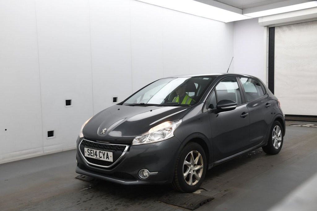 Used Peugeot 208 2014 for sale - 78212757: Photo 6