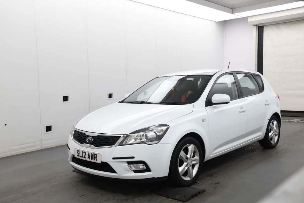 Used Kia Ceed 2012 for sale - 77609090: Photo 4