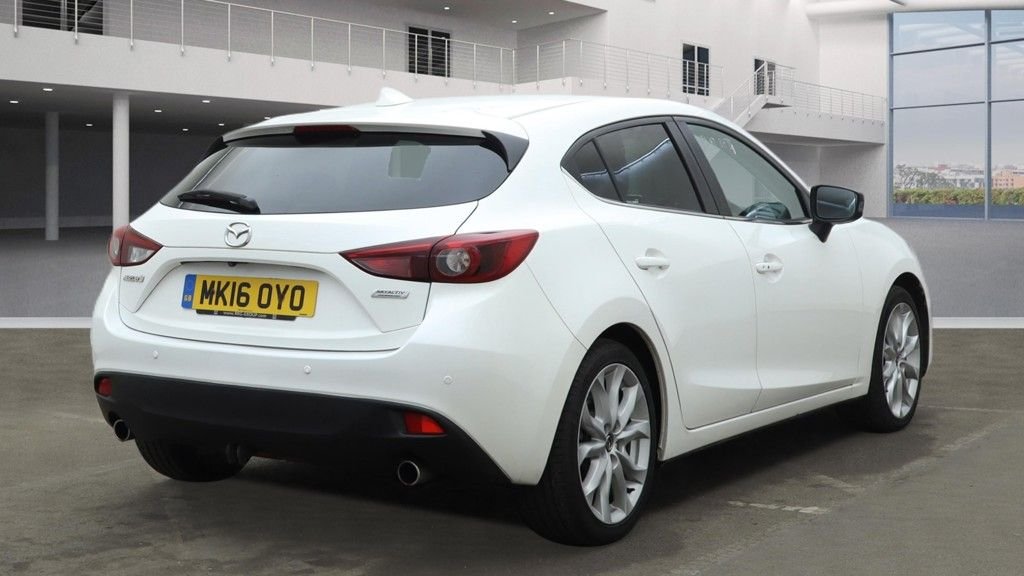 Used Mazda Mazda3 2016 for sale - 76923498: Photo 4
