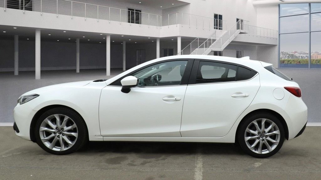 Used Mazda Mazda3 2016 for sale - 76923498: Photo 6
