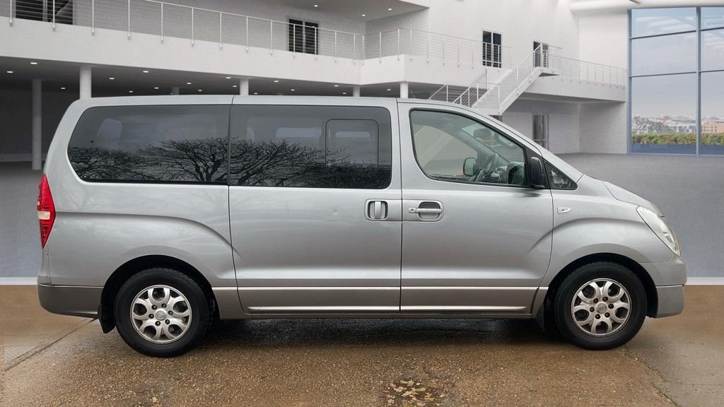 Used Hyundai i800 2013 for sale - 76923781: Photo 2