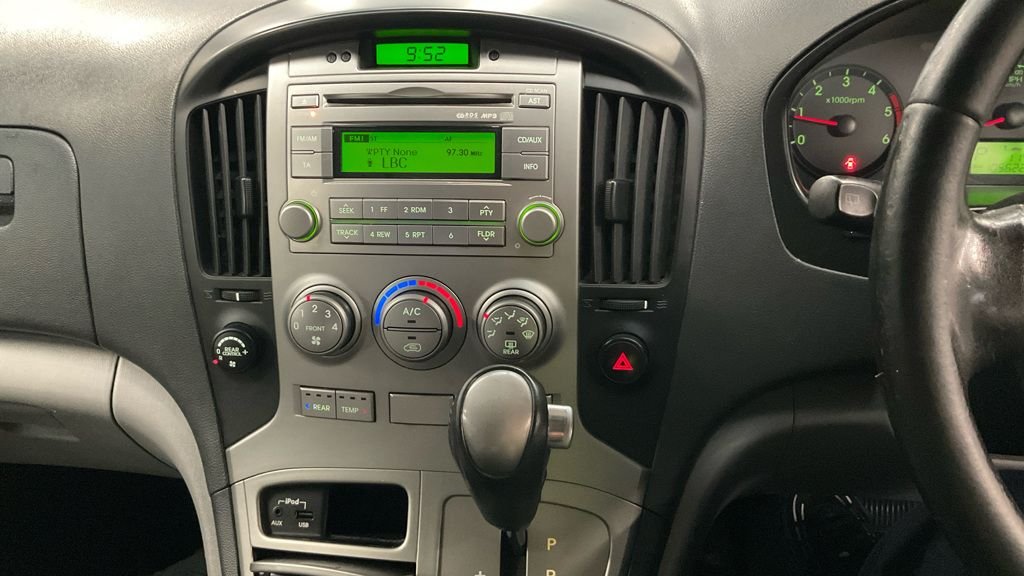 Used Hyundai i800 2013 for sale - 76923781: Photo 8