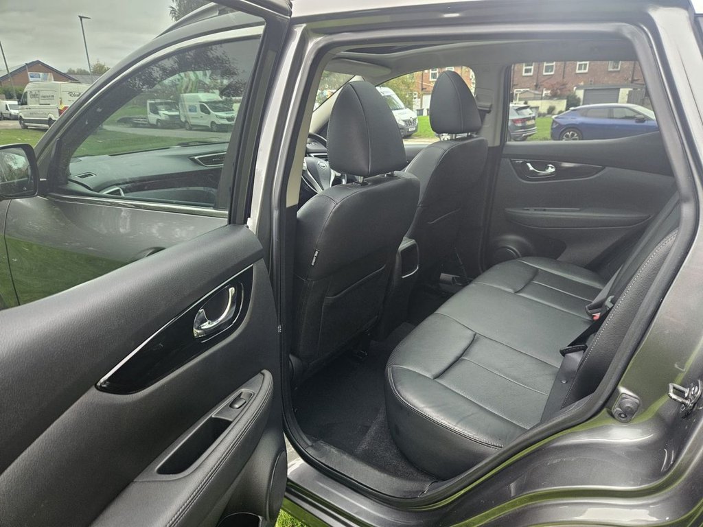 Used Nissan Qashqai 2015 for sale - 75952974: Photo 12