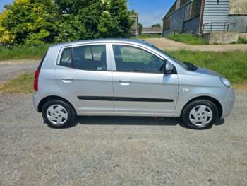 2009 (09) - 1.0 5dr
