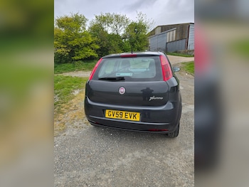 Used Fiat Grande Punto 2009 for sale - 78310106: Photo