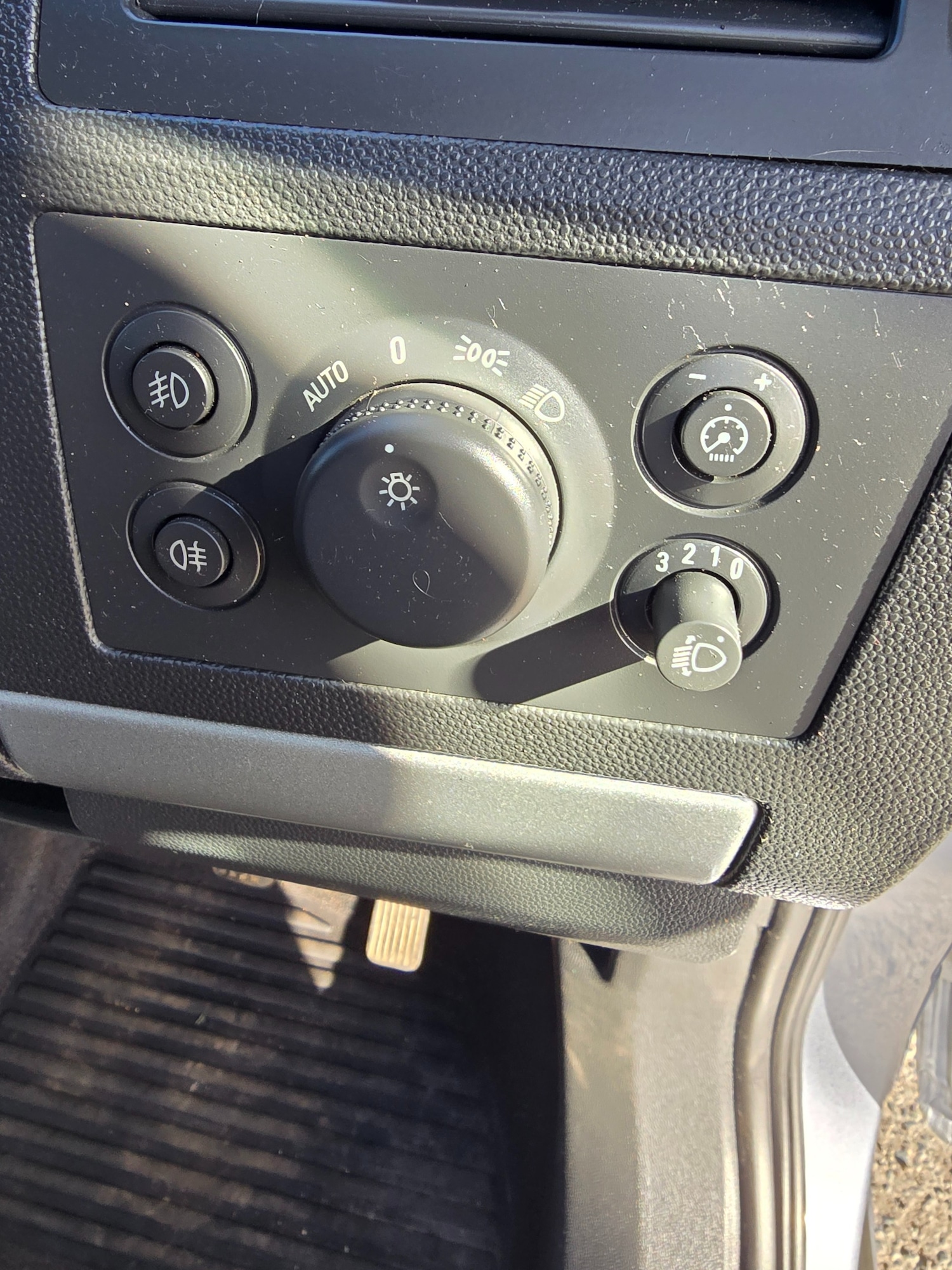 Used Vauxhall Zafira 2011 for sale - 77833635: Photo 11