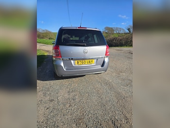 Used Vauxhall Zafira 2011 for sale - 77833635: Photo