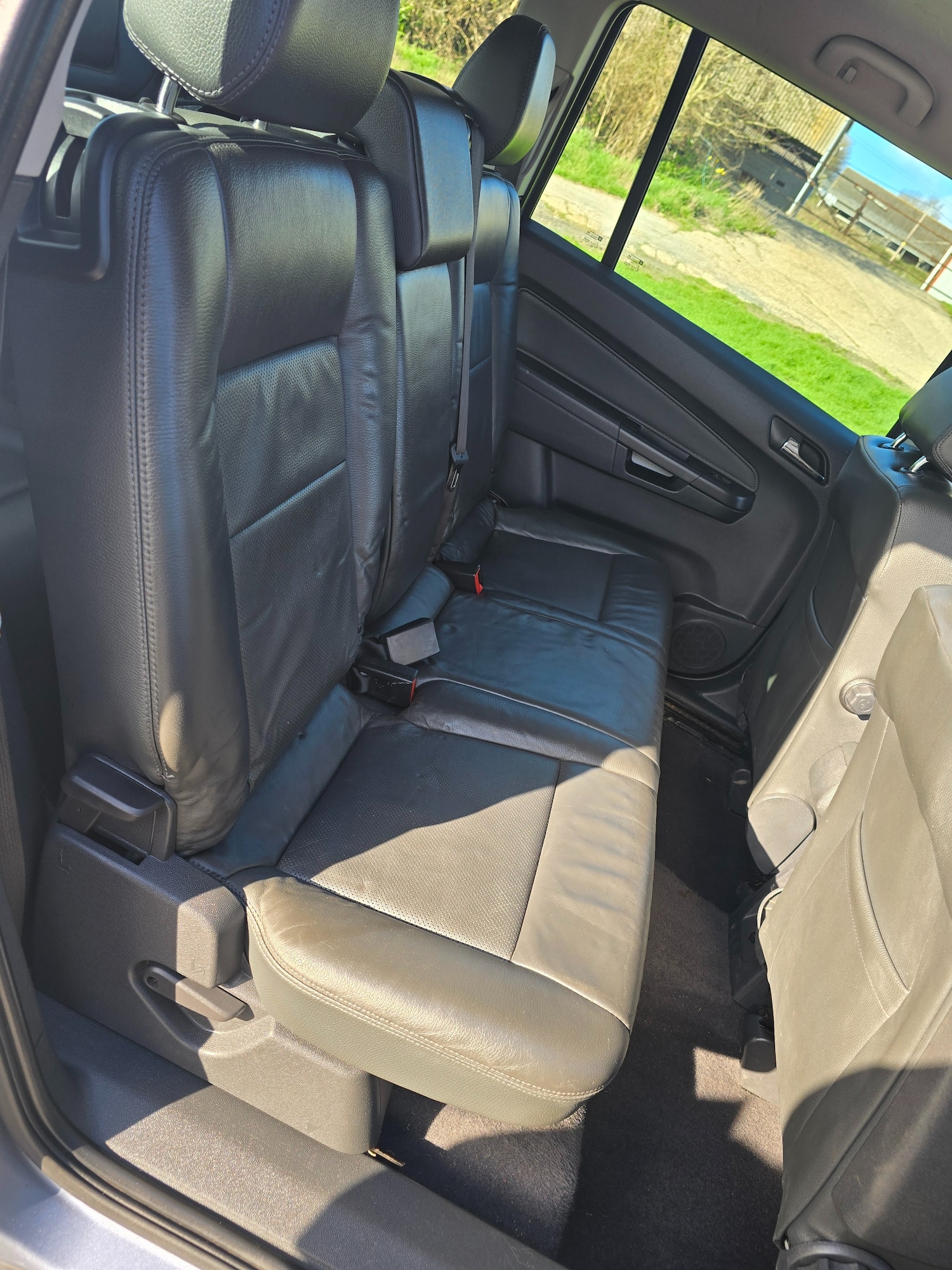 Used Vauxhall Zafira 2011 for sale - 77833635: Photo 7