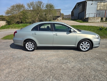 Toyota Avensis feature image