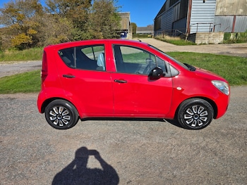 Vauxhall - Agila