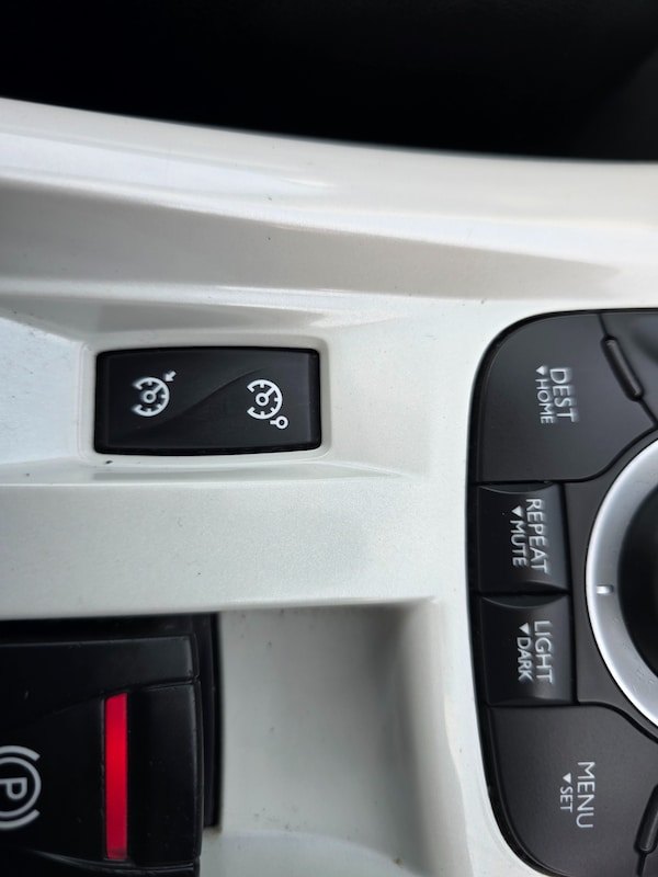 Used Renault Laguna 2011 for sale - 75005498: Photo 18