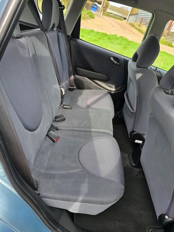 Used Honda Jazz 2007 for sale - 76330979: Photo 6