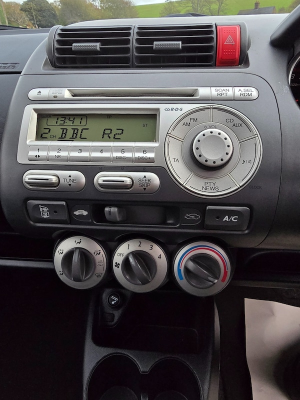 Used Honda Jazz 2007 for sale - 76330979: Photo 8