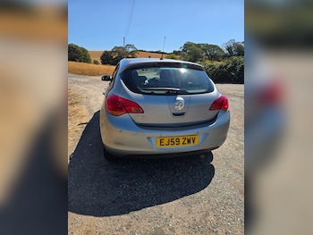 Used Vauxhall Astra 2010 for sale - 79491700: Photo