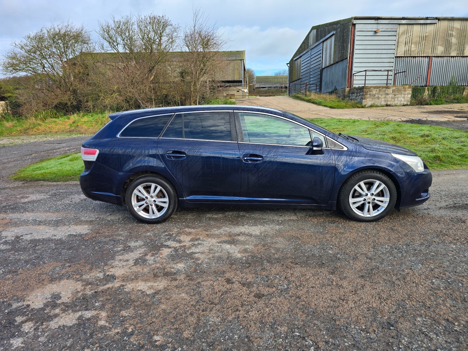 Used Toyota Avensis 2009 for sale - 76831281: Photo 1