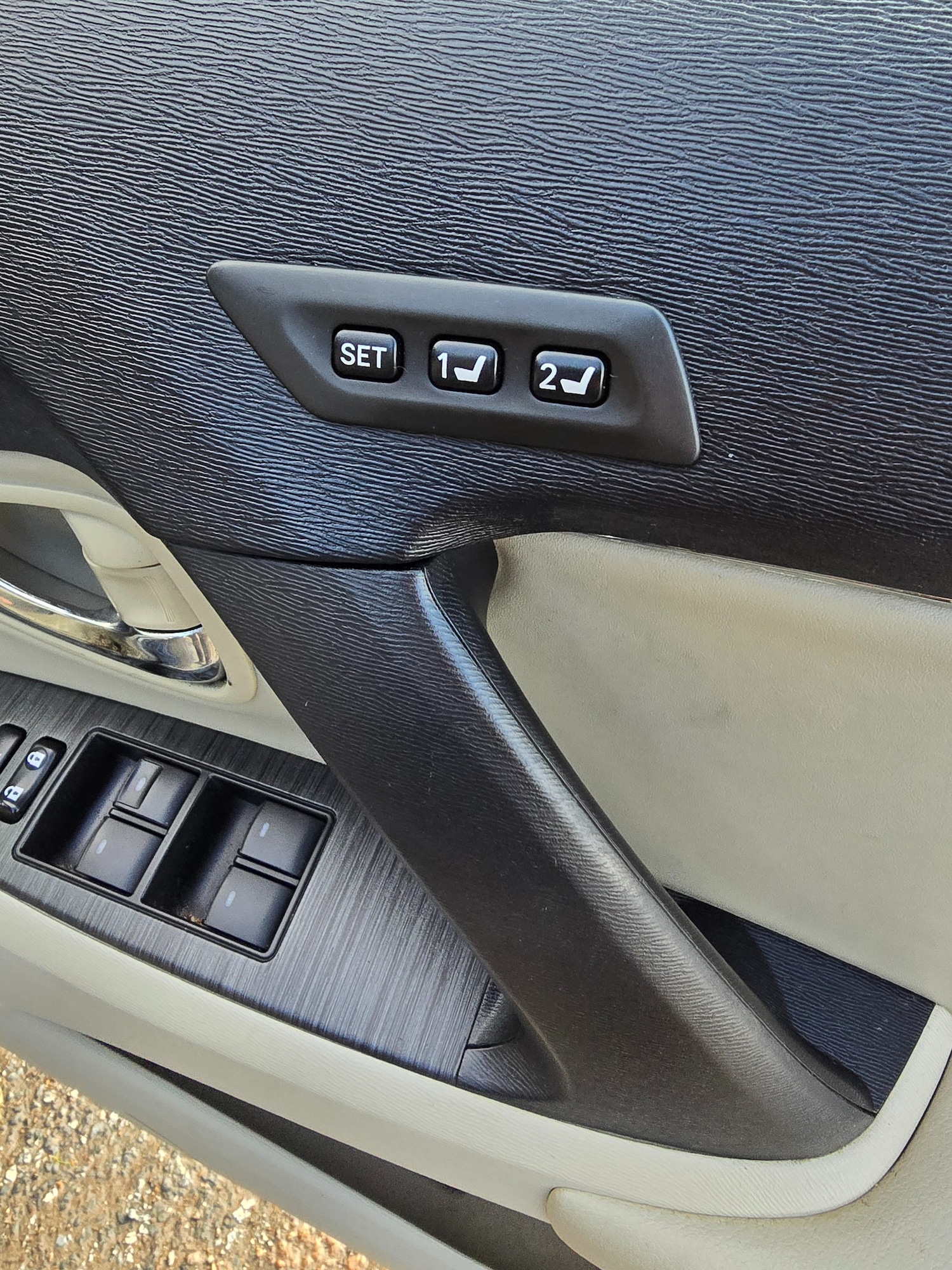 Used Toyota Avensis 2009 for sale - 76831281: Photo 11