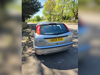 Used Ford Focus 2004 for sale - 78391120: Photo