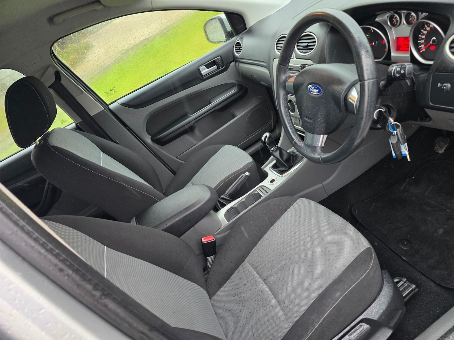 Used Ford Focus 2010 for sale - 77186399: Photo 5