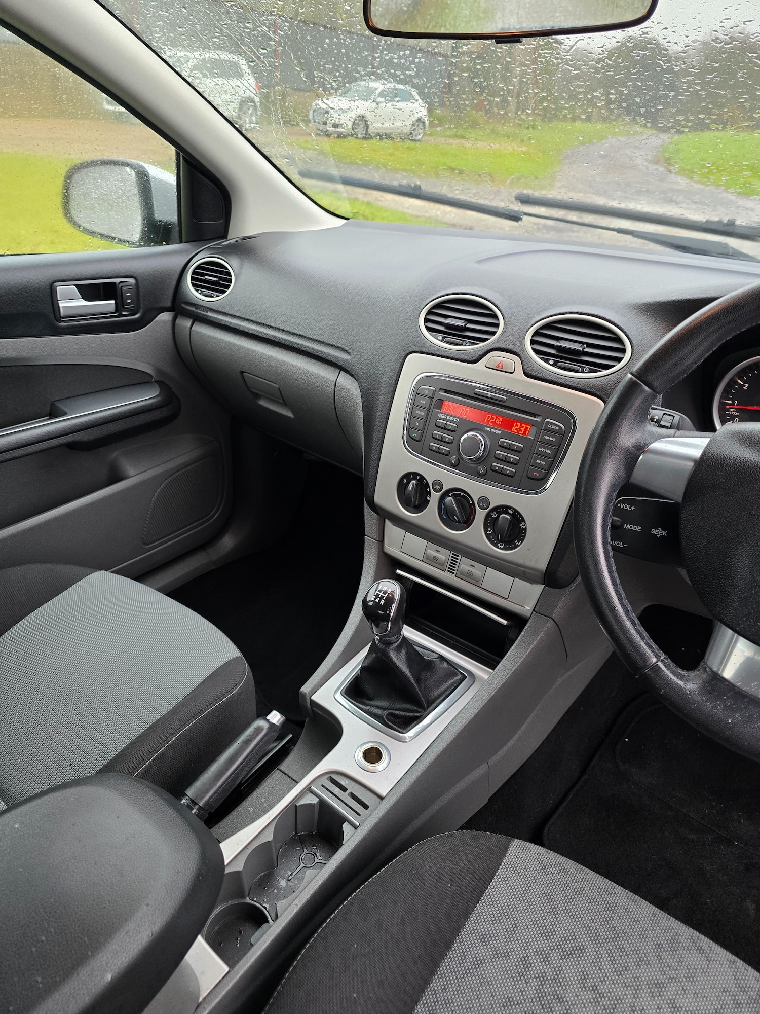 Used Ford Focus 2010 for sale - 77186399: Photo 7