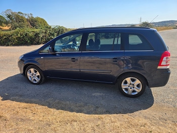 Used Vauxhall Zafira 2011 for sale - 79526753: Photo