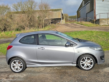 Used Mazda Mazda2 2009 for sale - 77298297: Photo