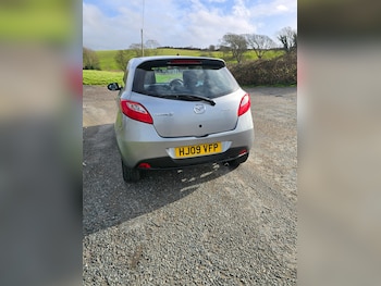 Used Mazda Mazda2 2009 for sale - 77298297: Photo