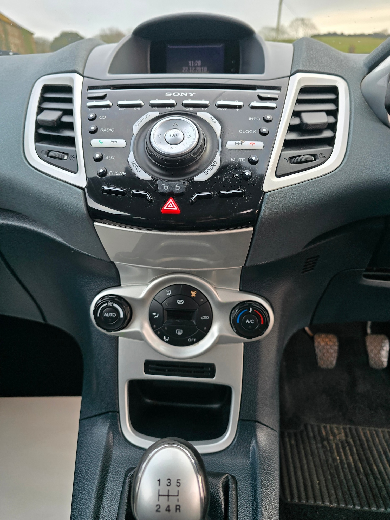 Used Ford Fiesta 2011 for sale - 77247288: Photo 8