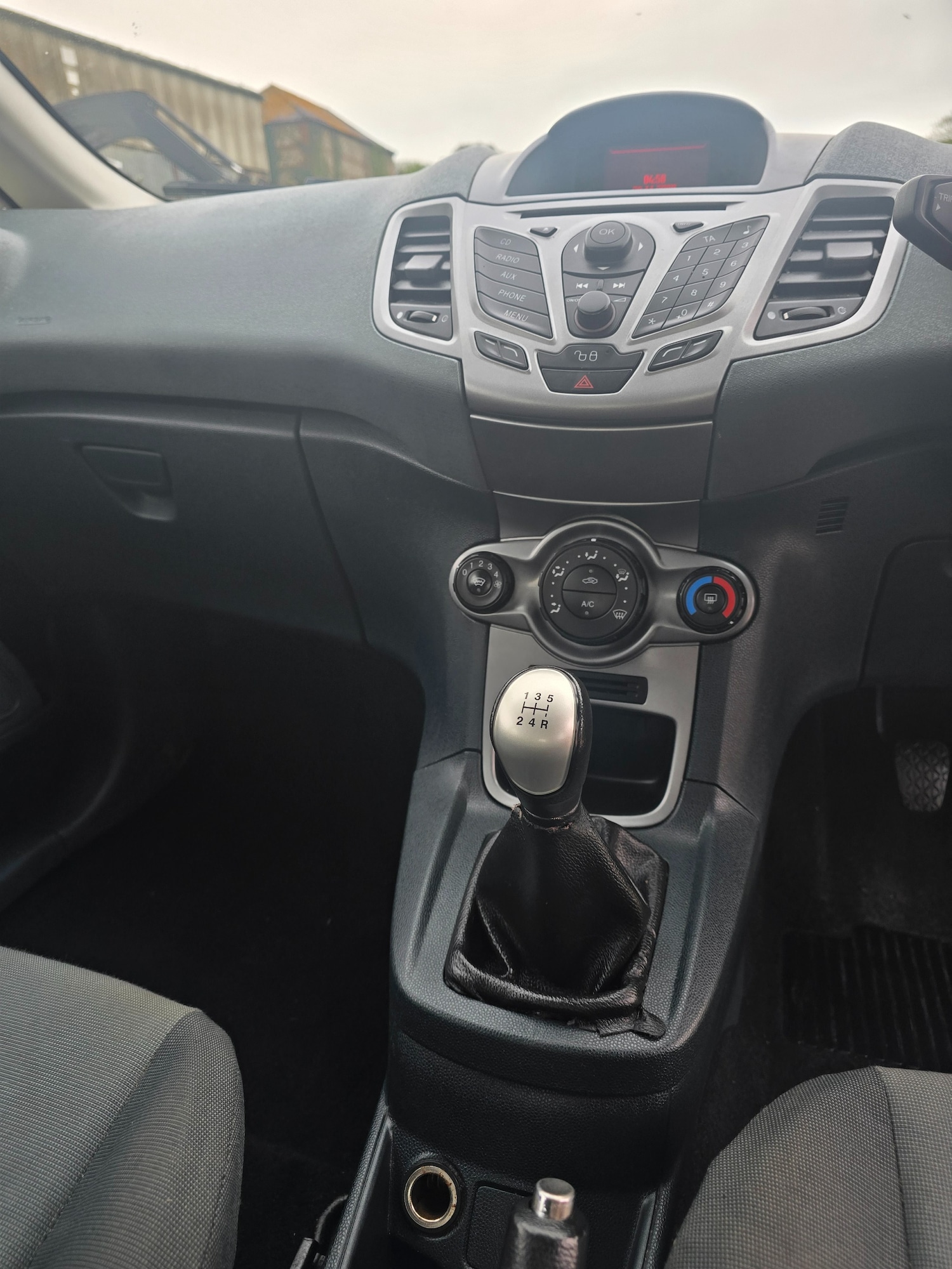 Used Ford Fiesta 2009 for sale - 78197145: Photo 9