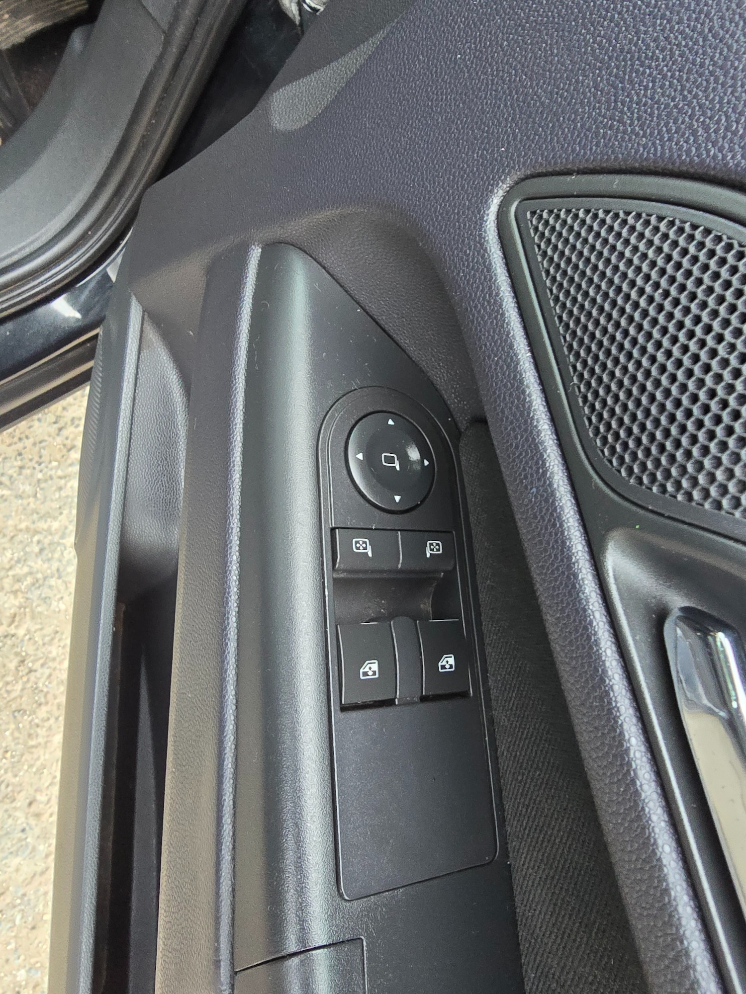 Used Vauxhall Zafira 2013 for sale - 76945645: Photo 9