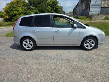 2010 (10) - 1.6 Zetec 5dr