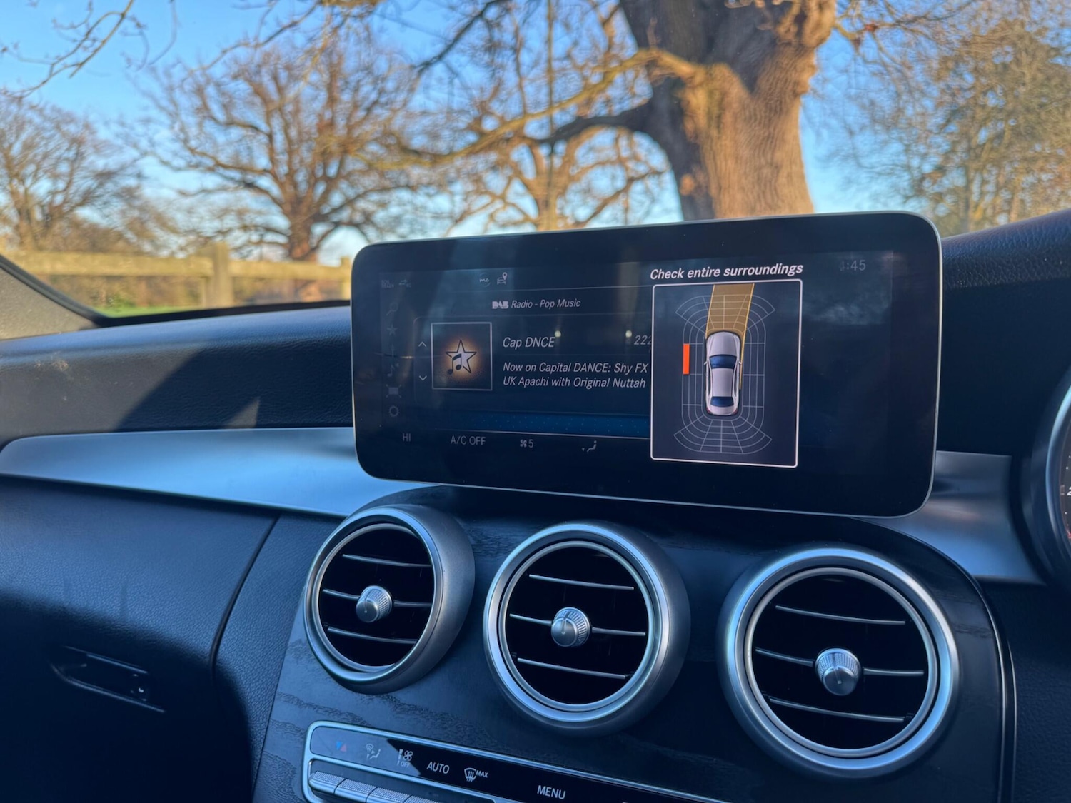 Used Mercedes-Benz C Class 2019 for sale - 76866076: Photo 11