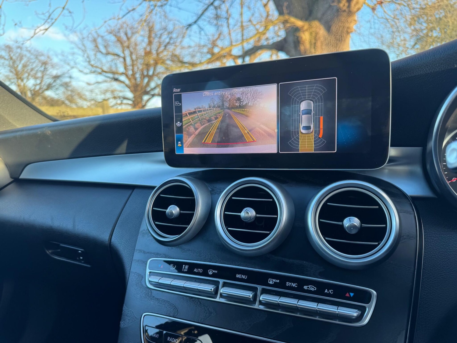 Used Mercedes-Benz C Class 2019 for sale - 76866076: Photo 25