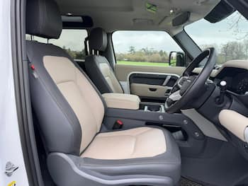 Used Land Rover Defender 2023 for sale - 79676868: Photo