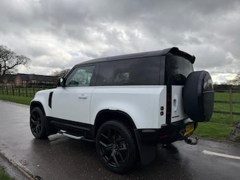 Used Land Rover Defender 2023 for sale - 79676868: Photo