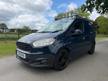 Used Ford Transit Courier 2016 for sale - 78574159: Photo