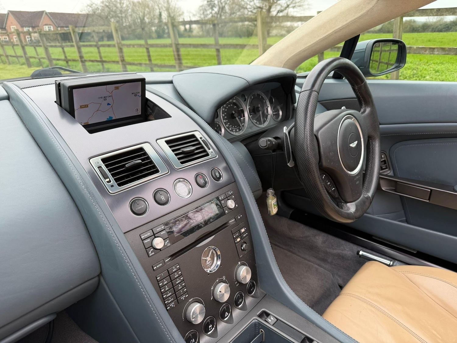 Used Aston Martin Vantage 2007 for sale - 78128047: Photo 14