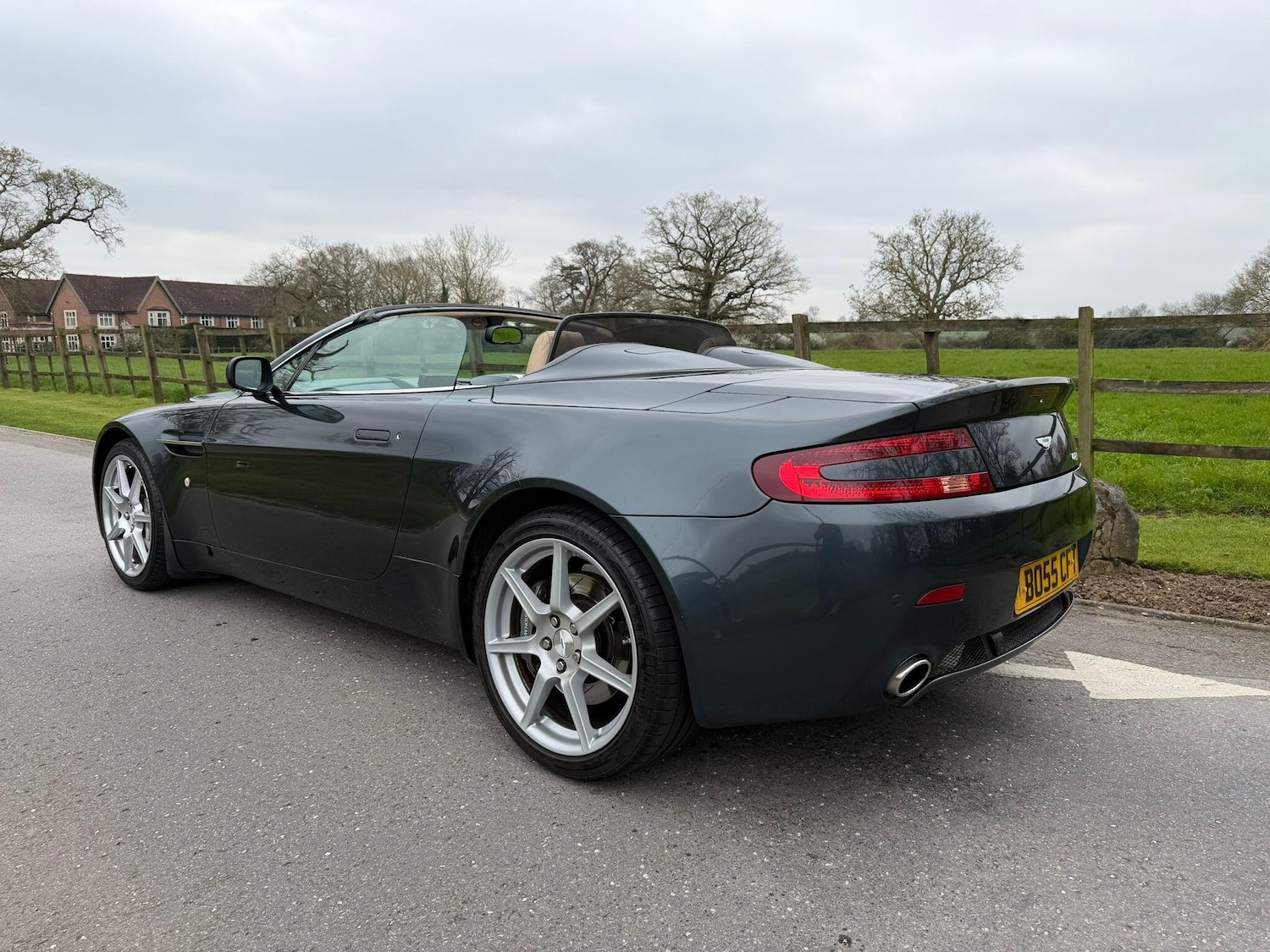 Used Aston Martin Vantage 2007 for sale - 78128047: Photo 5