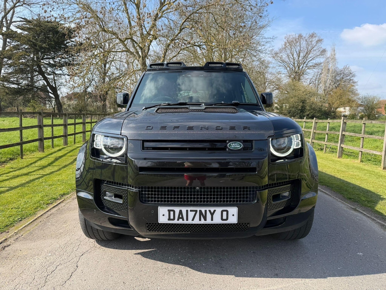 Used Land Rover Defender 2023 for sale - 77982530: Photo 3