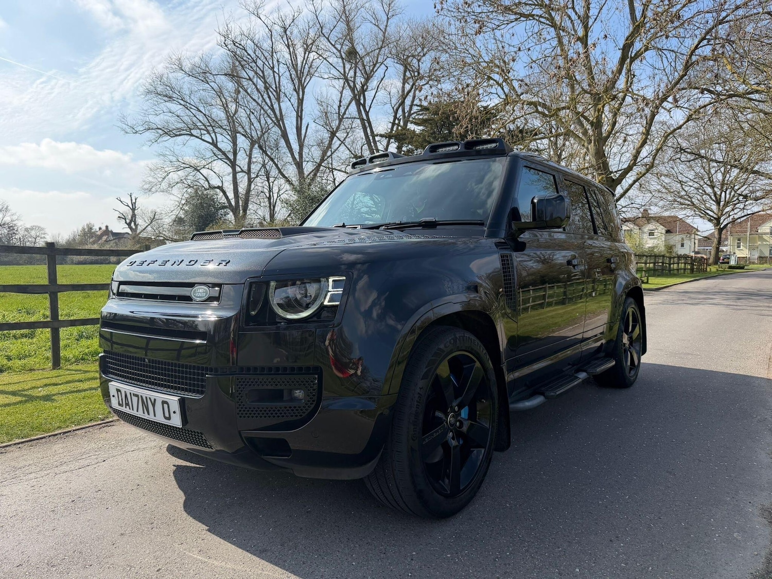 Used Land Rover Defender 2023 for sale - 77982530: Photo 5