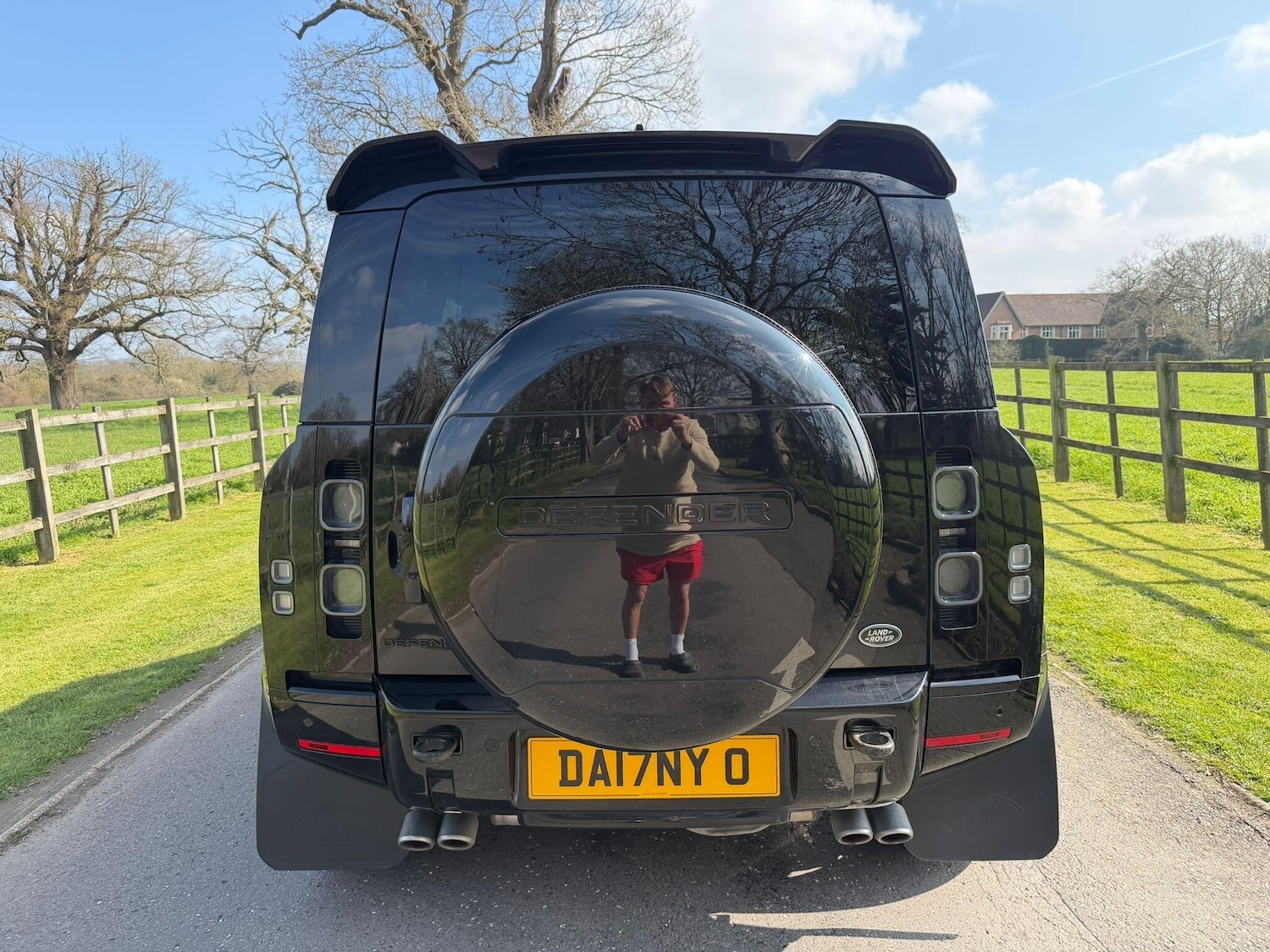 Used Land Rover Defender 2023 for sale - 77982530: Photo 8